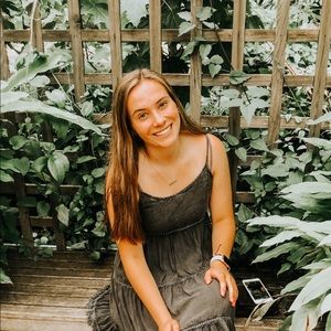 Meet your Posher, Addison